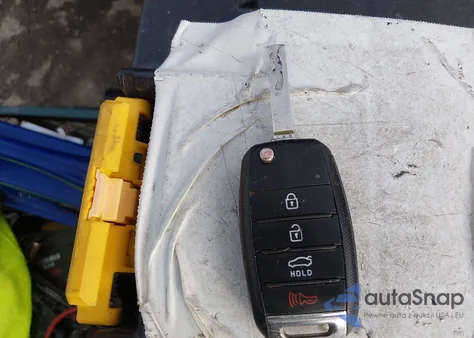 2017 Kia Optima Lx z USA, uszkodzony, nr VIN KNAGT4L36H5157515